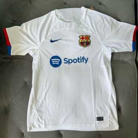 FC Barcelona Home Jersey 23/24 | Size L Vintage Soccer Kit | Rare Past Season - Picture 1 of 4